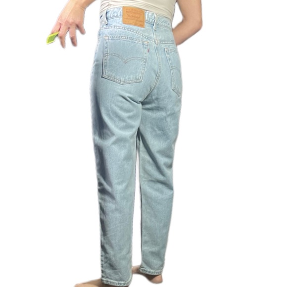 |•LEVI'S•| 521 Tapered Fit Tapered Leg Light Wash Jeans Size 12 Petite Rare - Picture 3 of 15